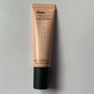 NUDESTIX Hydra-Peptide Lip Butter - Dolce Nude